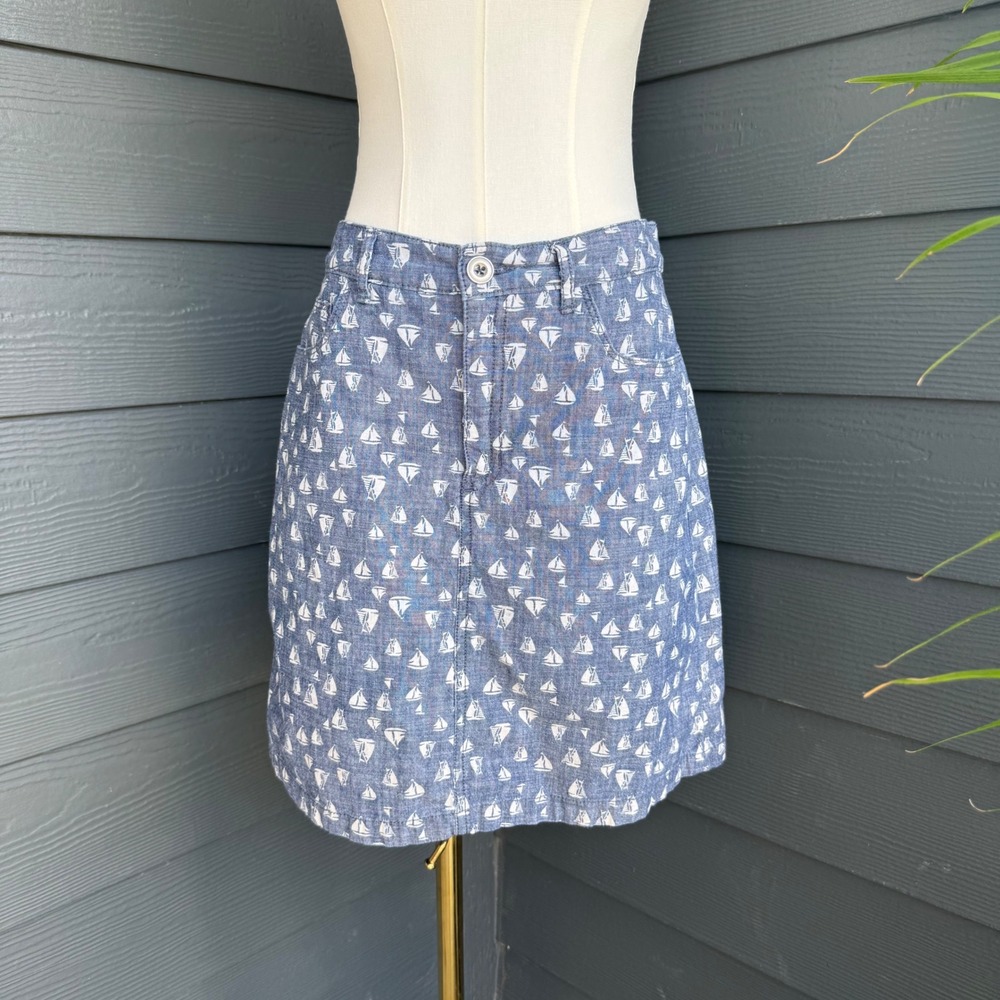 Croft & Barrow Sailboat Print Chambray Skirt Cotton Stretch Size 4 Coastal - Picture 1 of 12